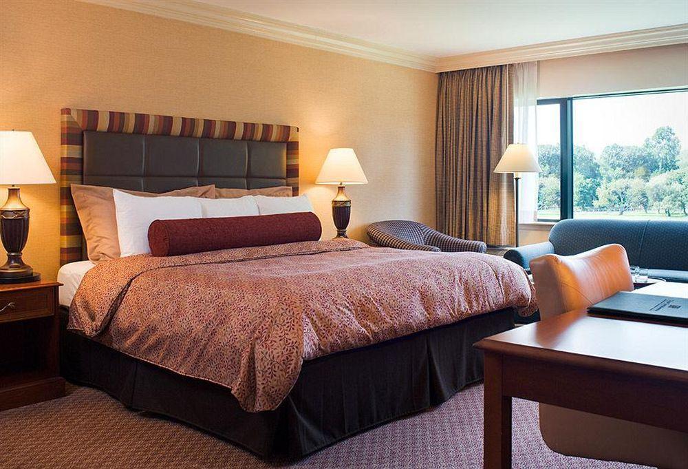 Glen Cove Mansion Hotel Room photo